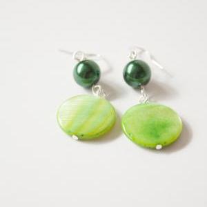 Illusion Necklace And Earrings Set, Green Shell..